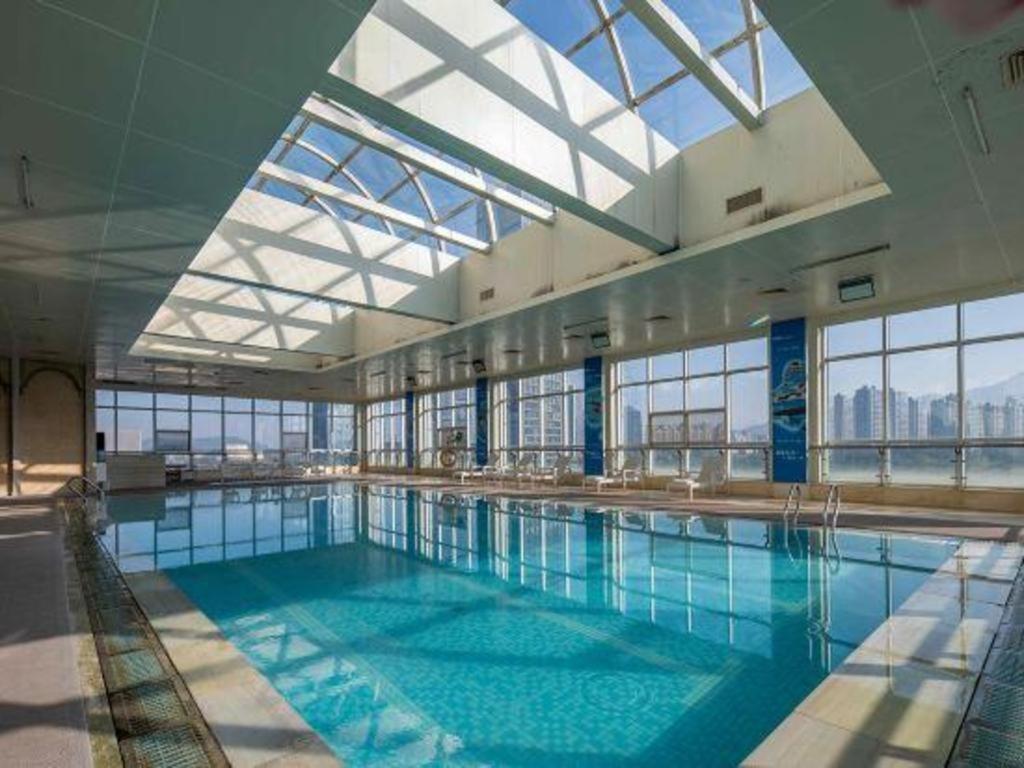 New Century Grand Hotel Ninghai Jinhai Dış mekan fotoğraf